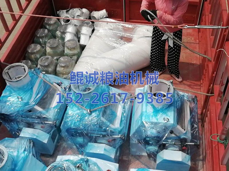 日产30吨小麦制粉设备发货现场