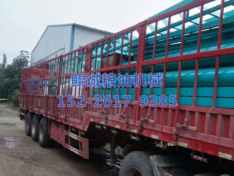 小麦磨粉设备发货现场图