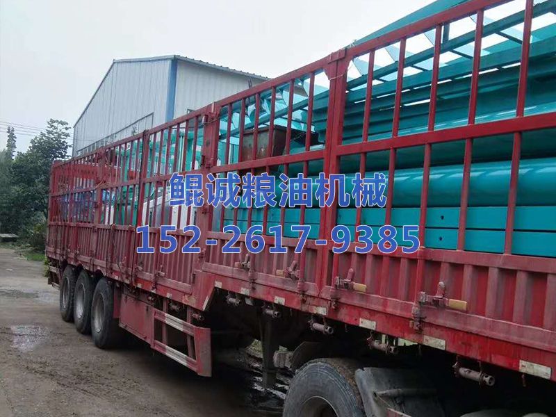 小麦磨粉设备发货现场图